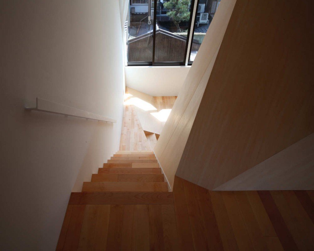 new-kyoto-town-house-alphaville-architects-gessato-16