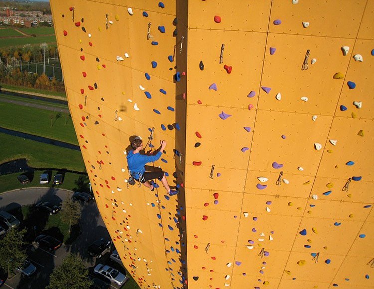 excalibur-worldtallestclimbingwall-gselect-gessato-gblog-01