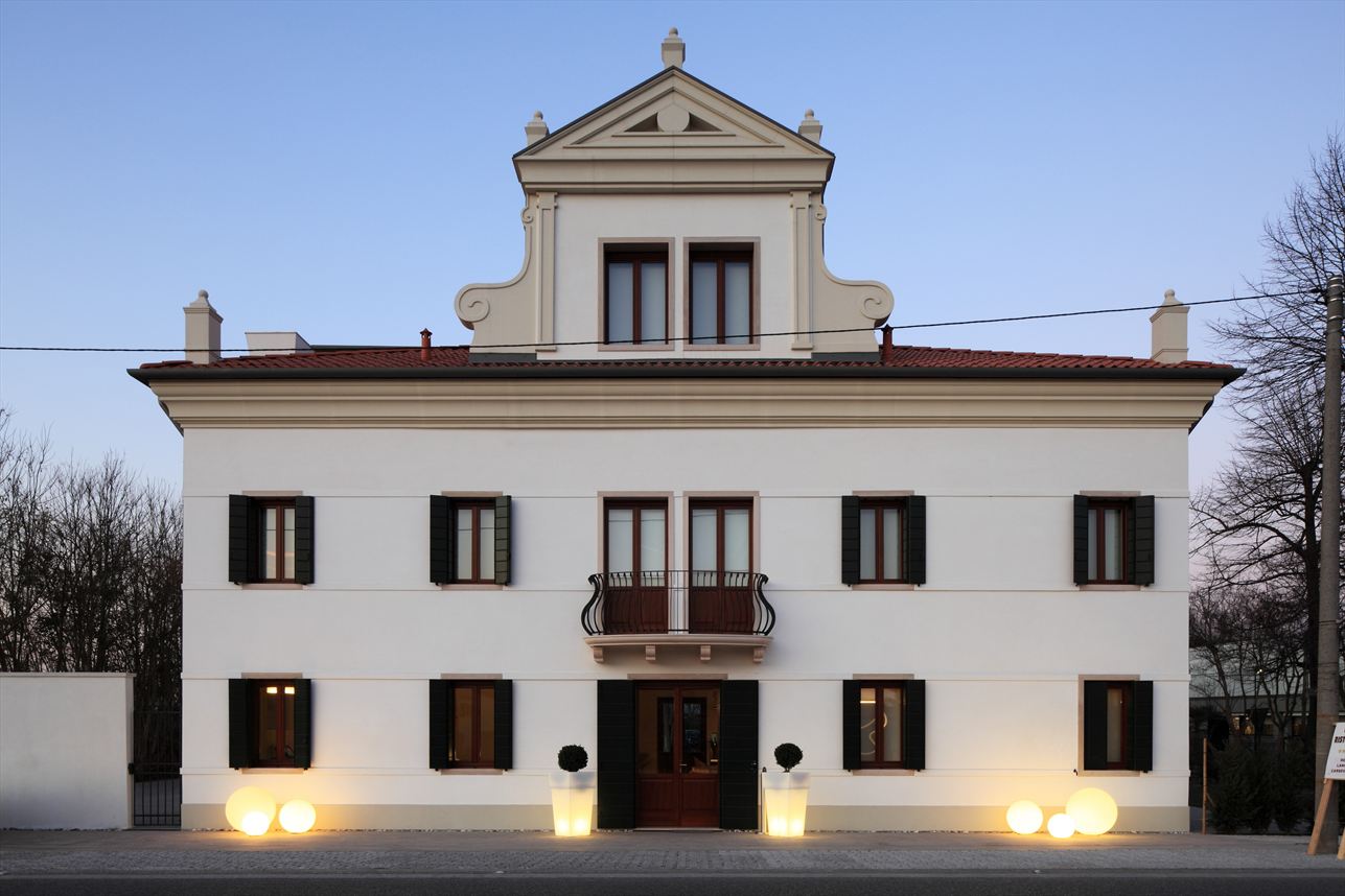 Relais Ca' Sabbioni Hotel by FPA Franzina + Partners - Gessato