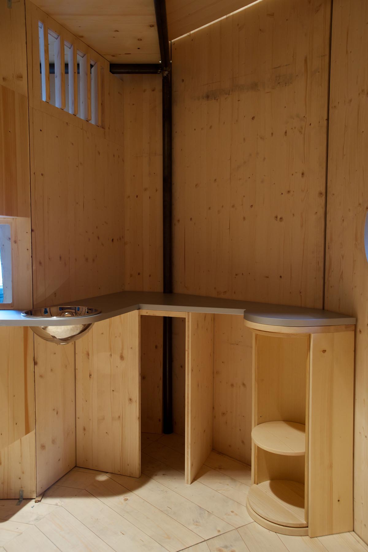 cassina-design-italy-2012-collection-8