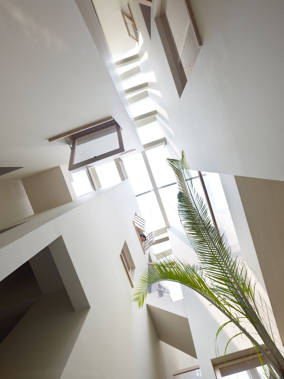 house-in-goido-by-fujiwarramuro-architects-5