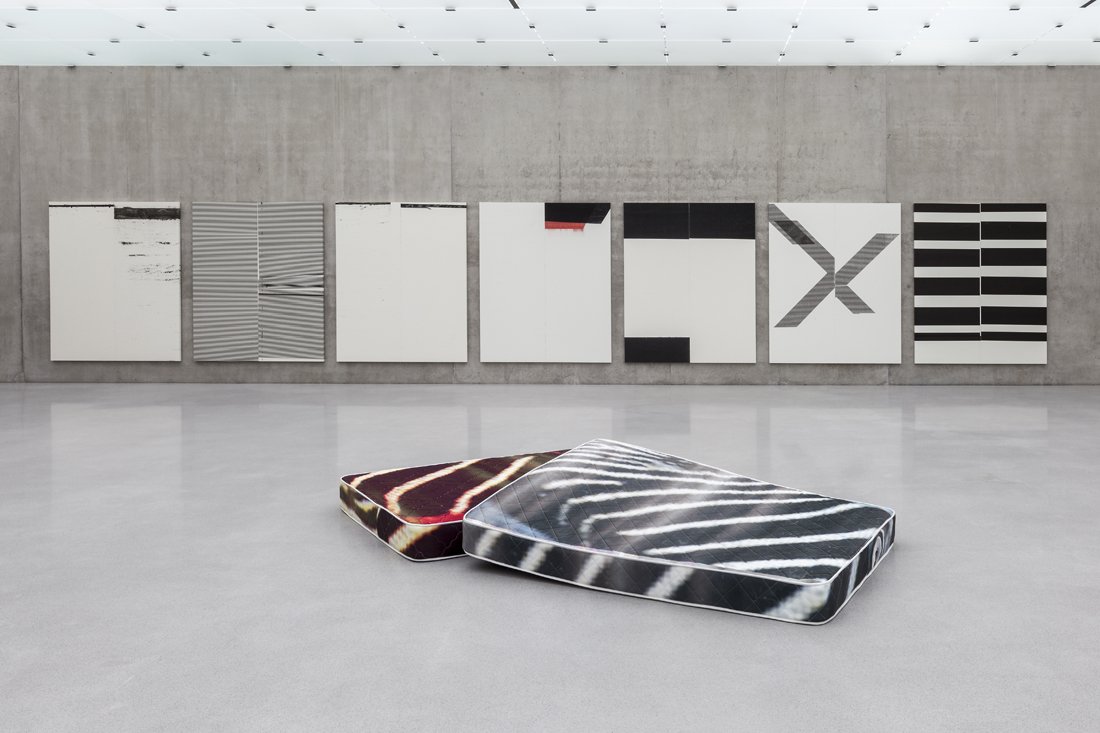wade-guyton-guytonwalker-kelley-walker-5