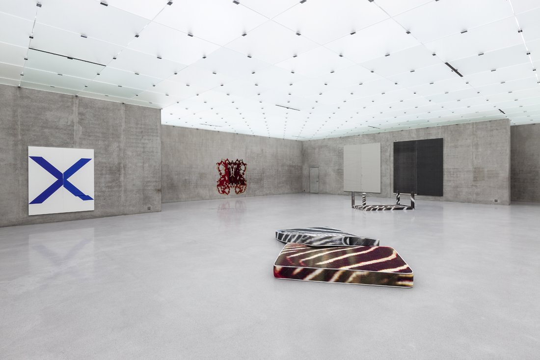 wade-guyton-guytonwalker-kelley-walker-6