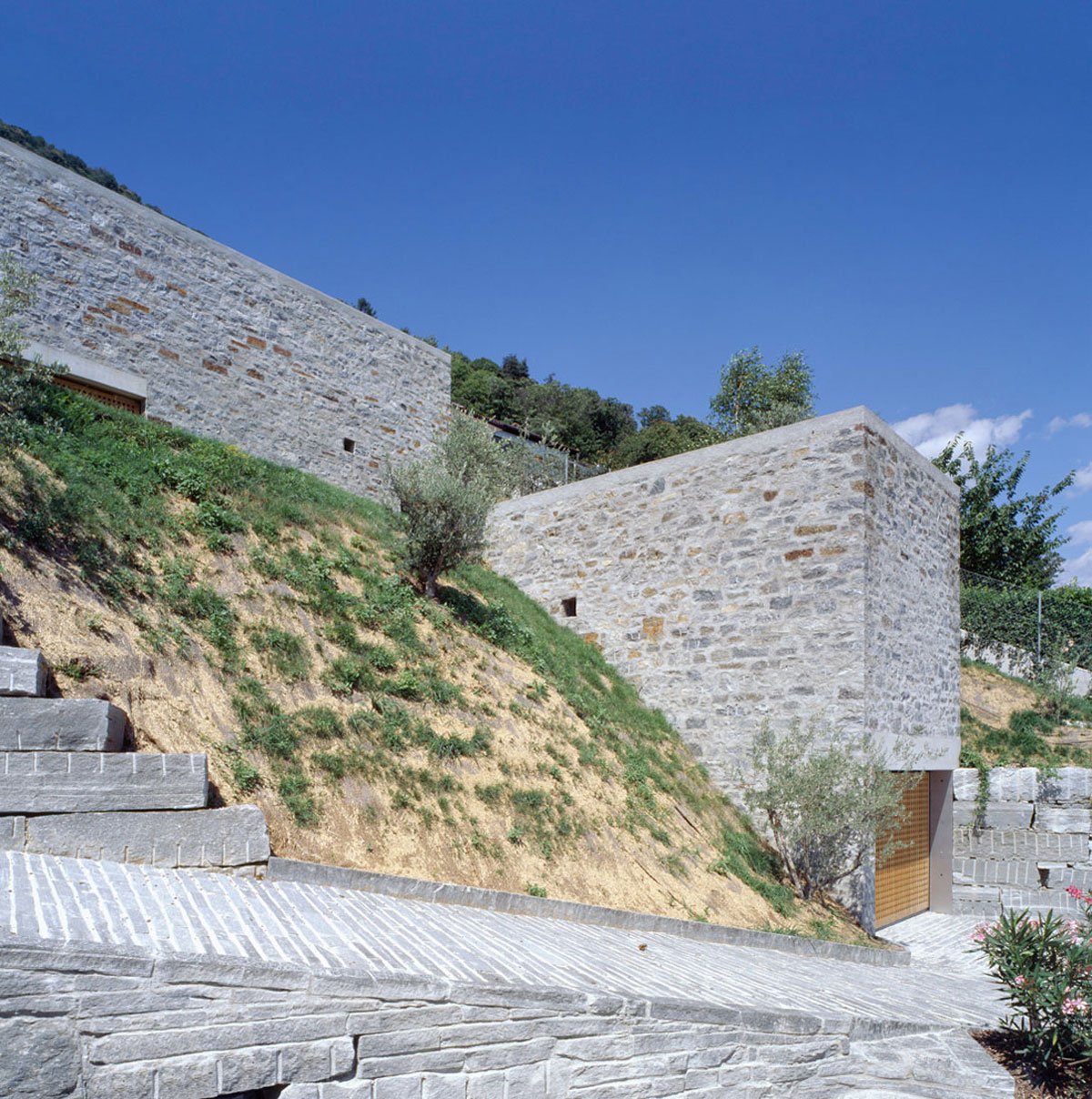 cccbrione-house-by-wespi-de-meuron-romeo-architect-16