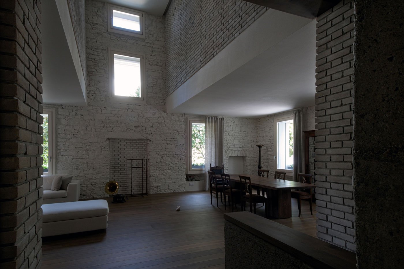g-house-by-lorenzo-guzzini-11