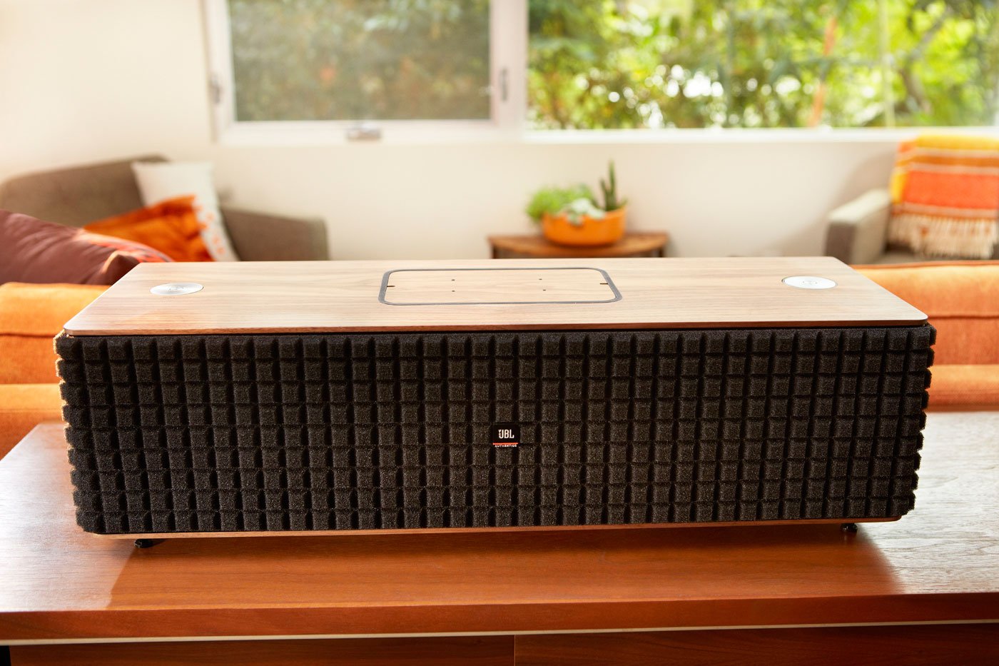 jbl-authentic-sound-3