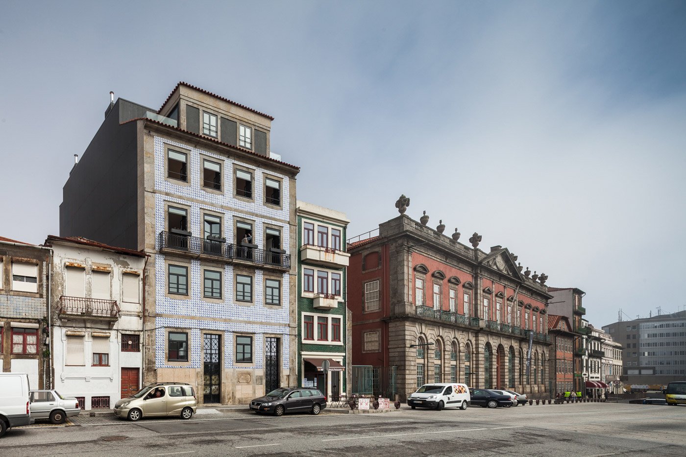 dm2-housing-reconstruction-in-porto-1