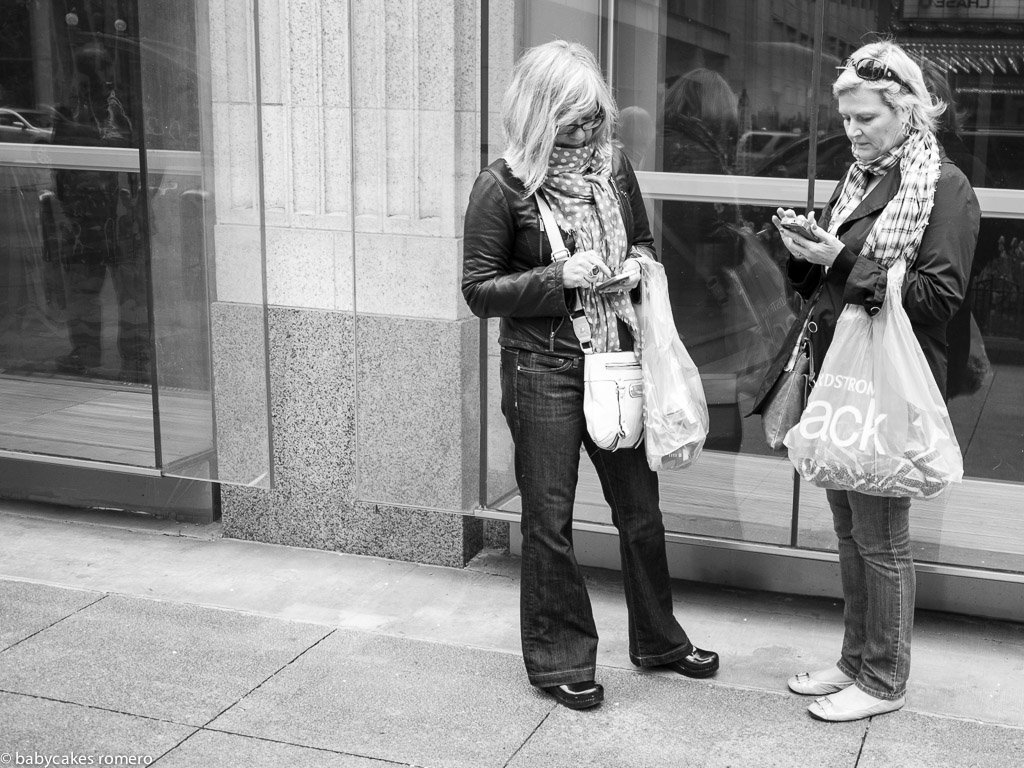 digital-age-the-death-of-conversation-documented-in-photos-3