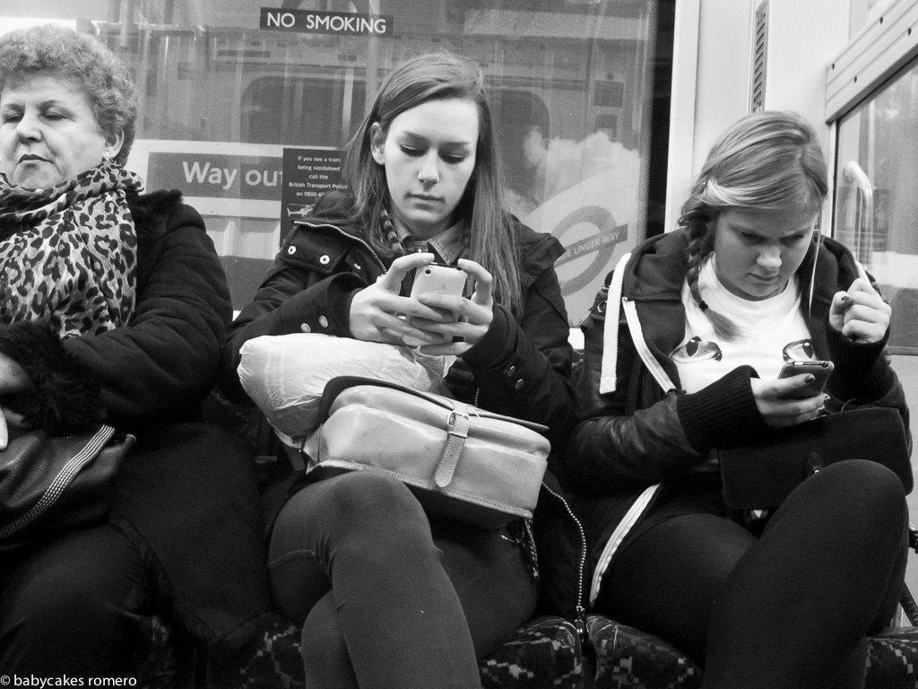 digital-age-the-death-of-conversation-documented-in-photos-6