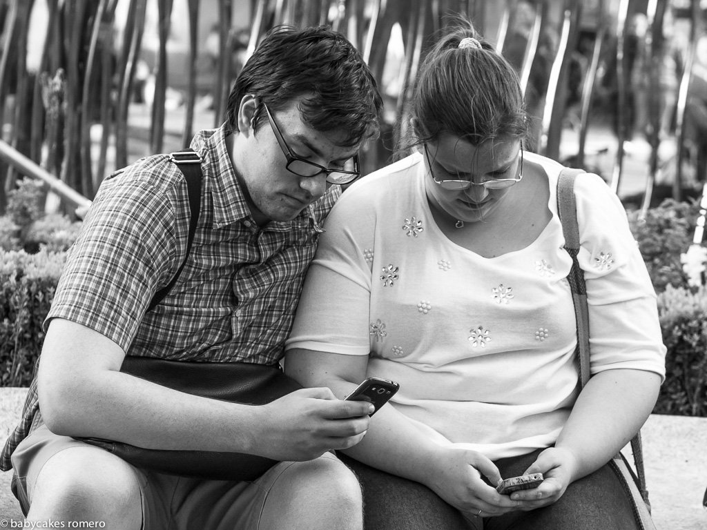 digital-age-the-death-of-conversation-documented-in-photos-7