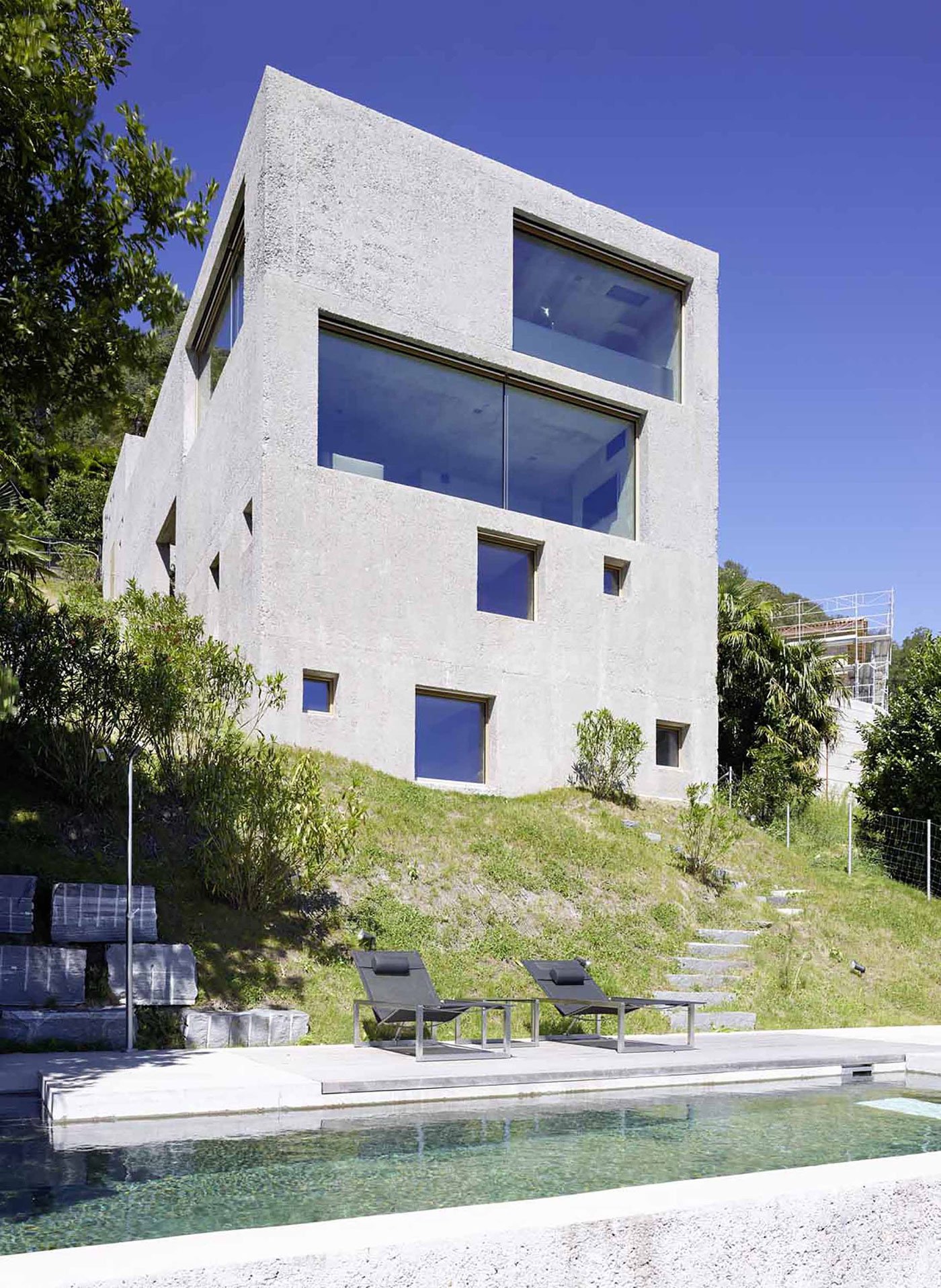 contemporary-stone-home-by-lago-maggiore-3