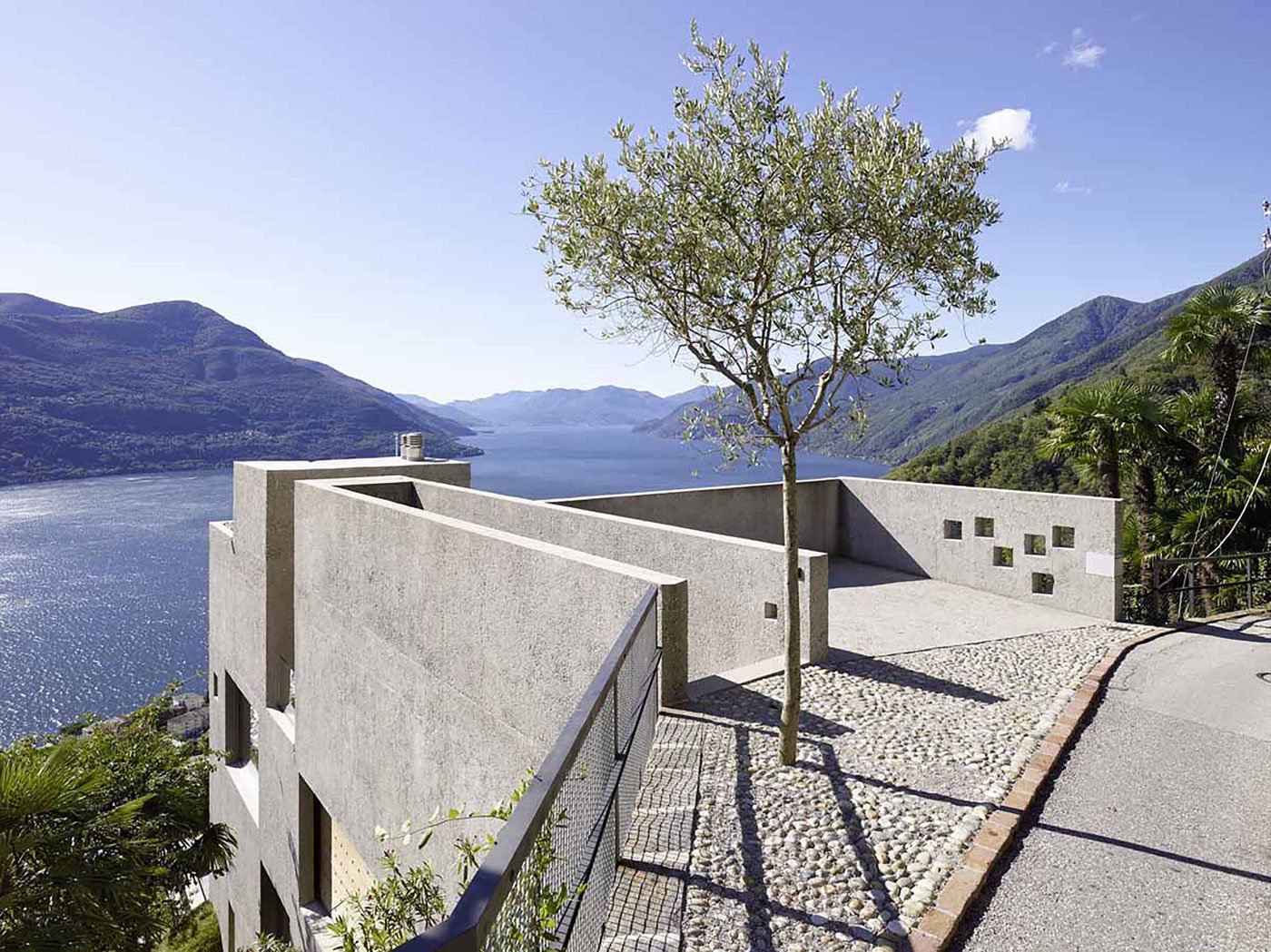 contemporary-stone-home-by-lago-maggiore-9