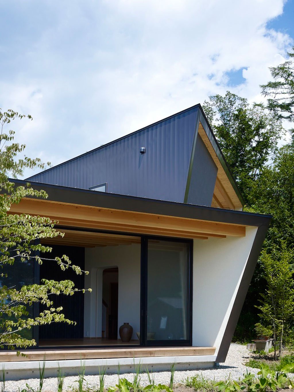 energy-efficient-japanese-farmhouse-3