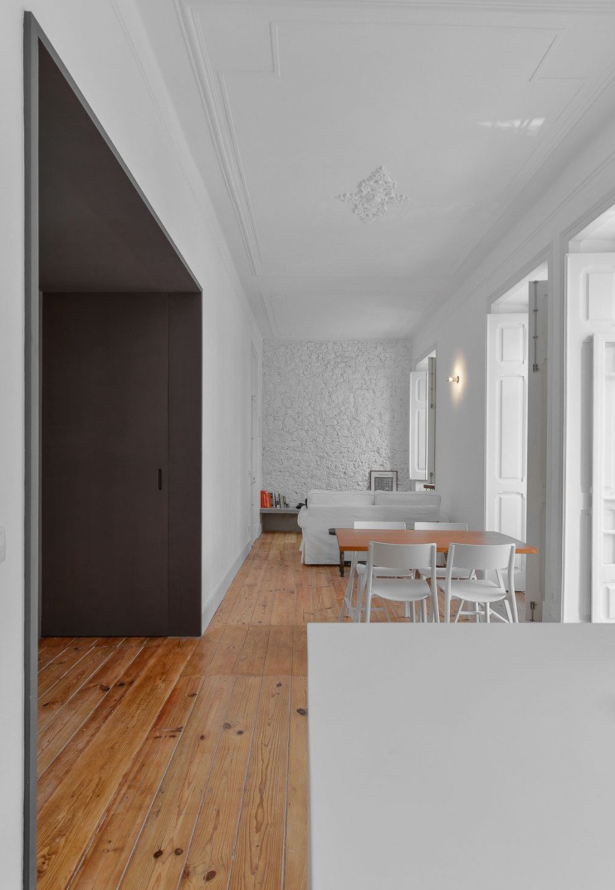 elegant-historical-apartment-renovation-in-lisbon-20