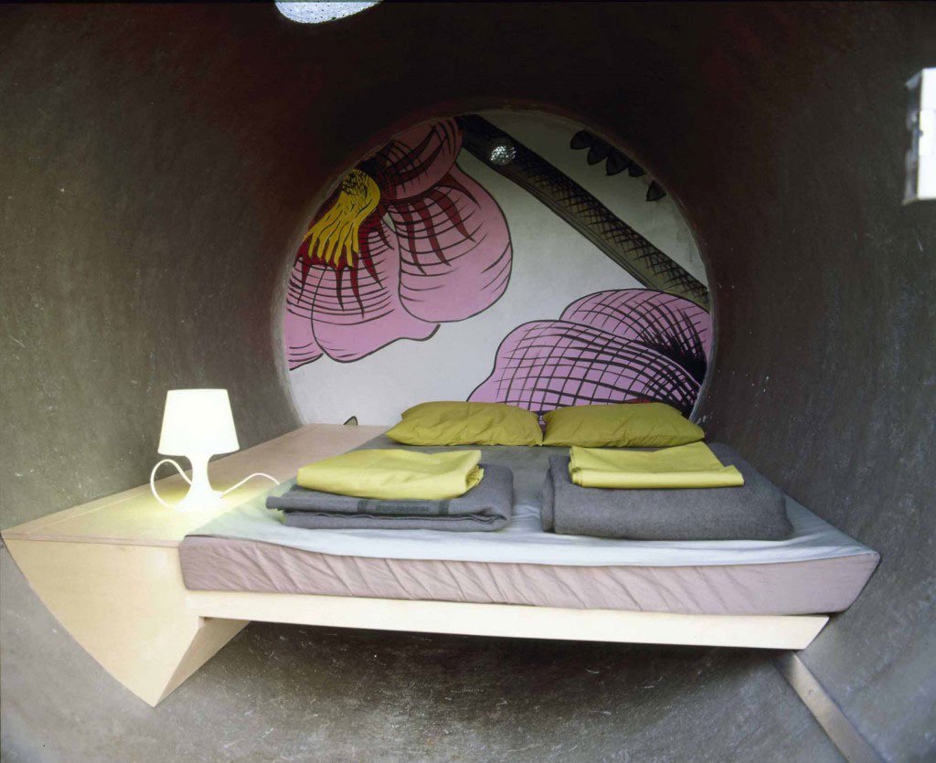 sleepaway-in-a-sewer-pipe-at-das-park-hotels-in-austria-and-germany-3