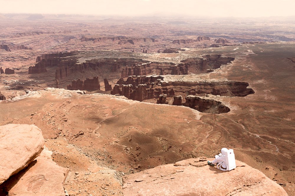 greetings-from-mars-surreal-snapshots-by-julien-mauve-20