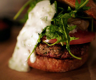 best_5_grass_fed_burgers_usa_mooburger_1