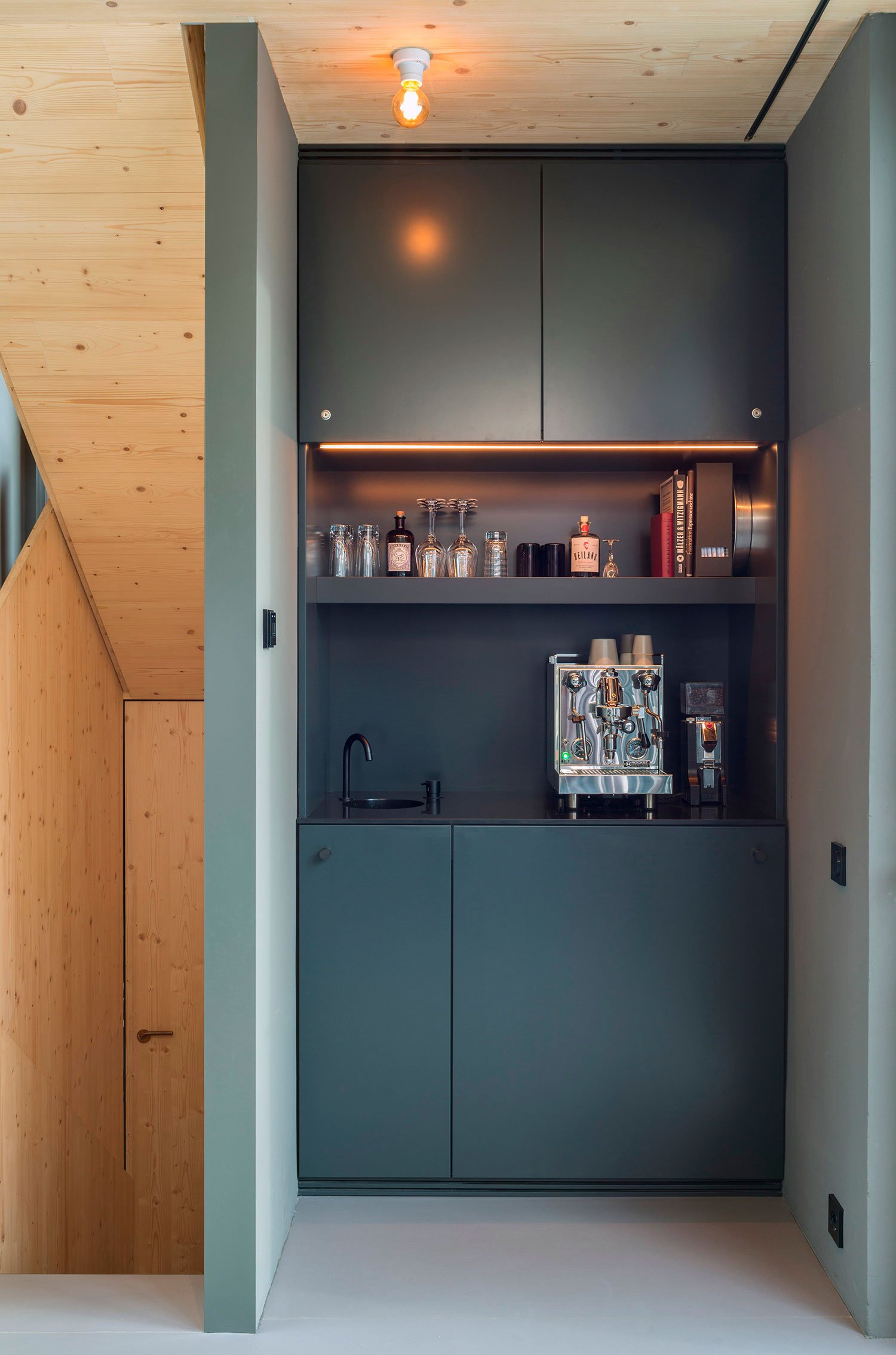 gut_feeling_modern_house_bed_breakfast_bavaria_mountains-10