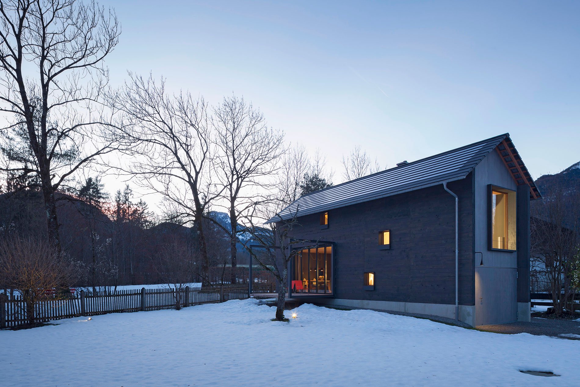 gut_feeling_modern_house_bed_breakfast_bavaria_mountains-5