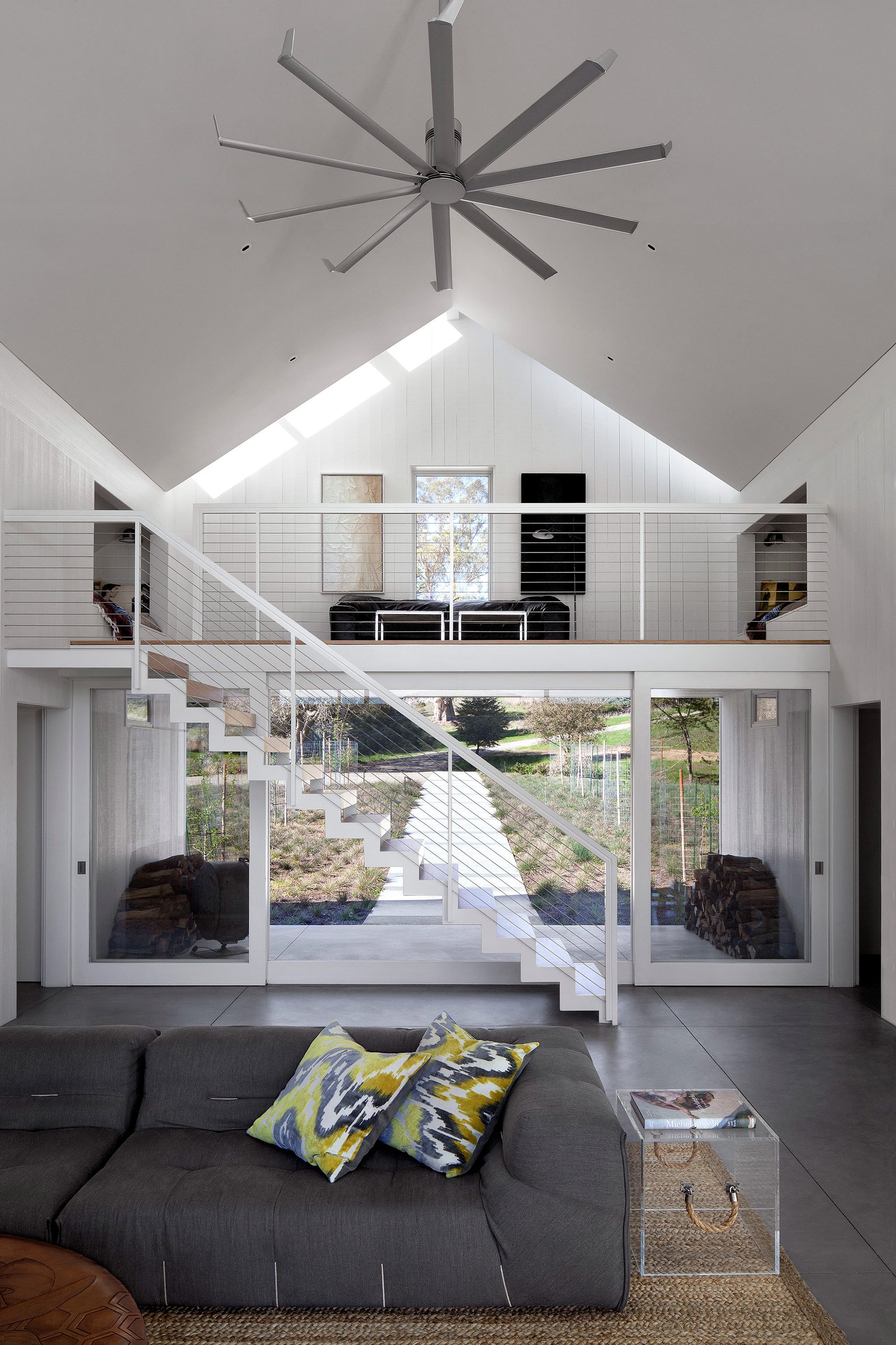 the-hupomone-ranch-gessato-5