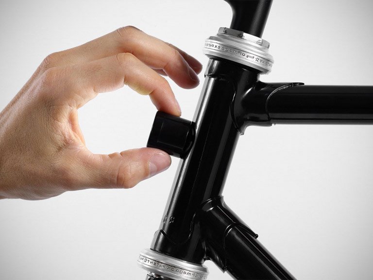 12-things-you-need-for-safe-and-stylish-urban-cycling-12