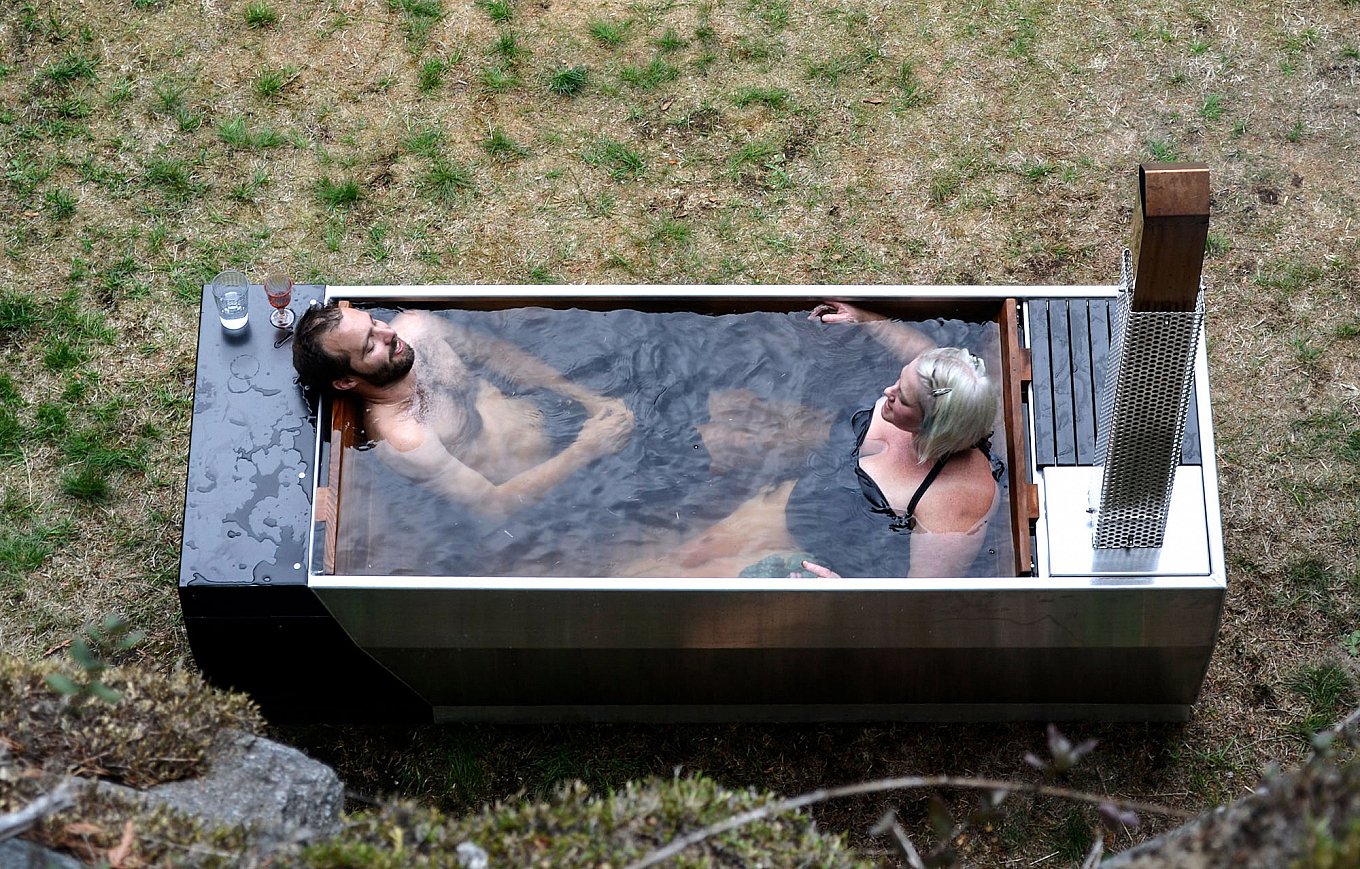soak-outdoor-hot-tub-by-ox-and-monkey-gessato-1
