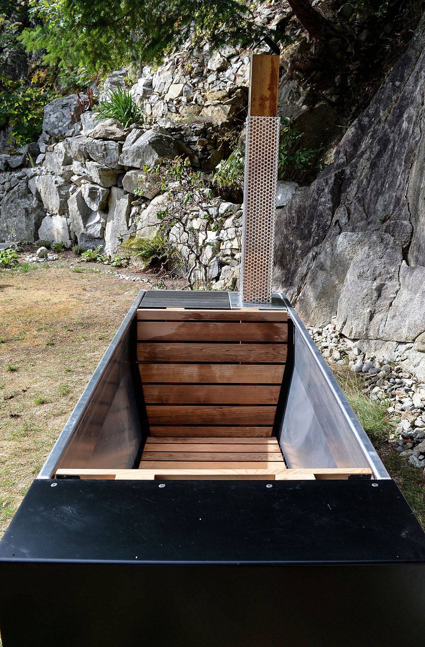 soak-outdoor-hot-tub-by-ox-and-monkey-gessato-7