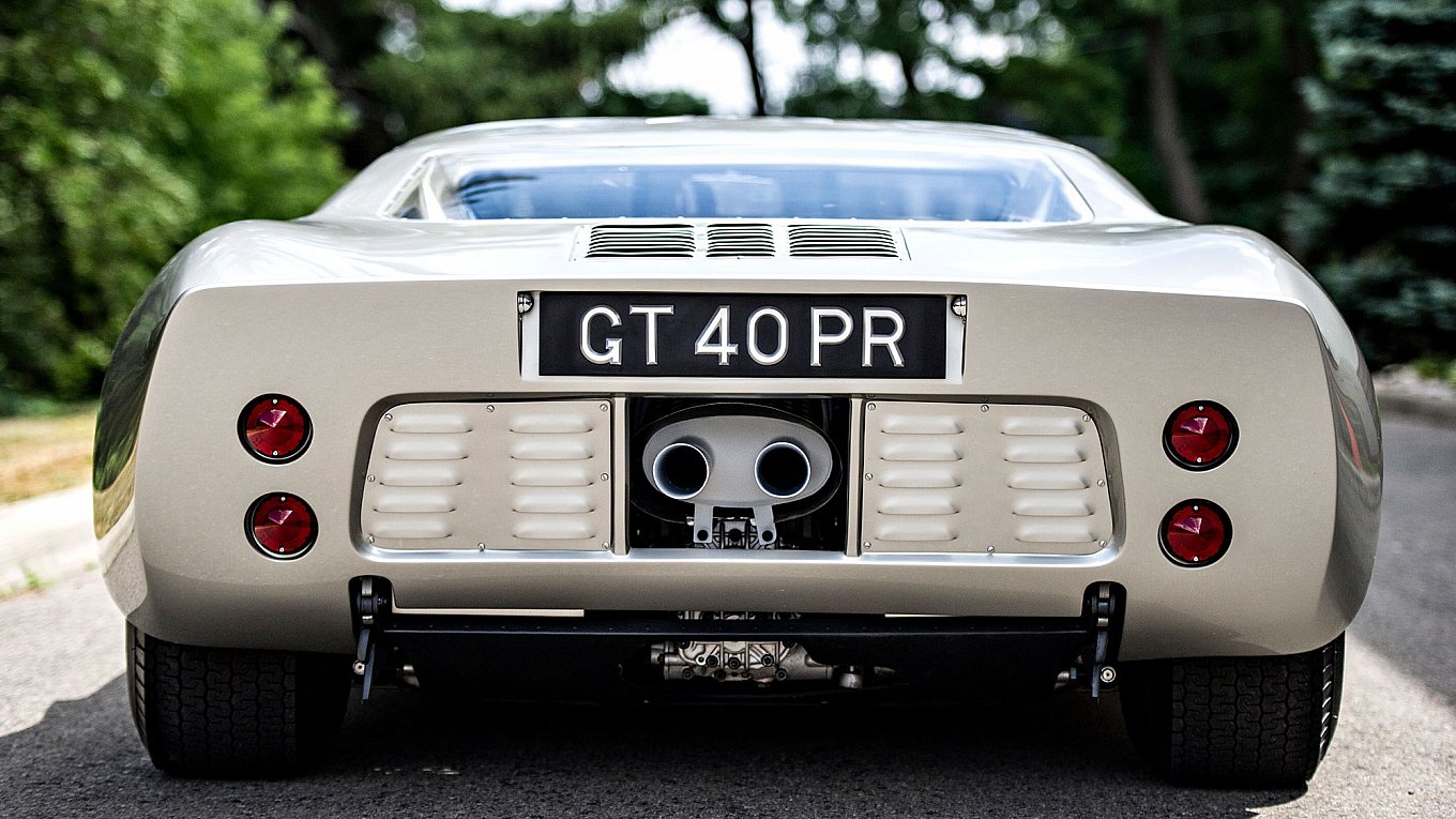 1966-ford-gt40-gessato-3