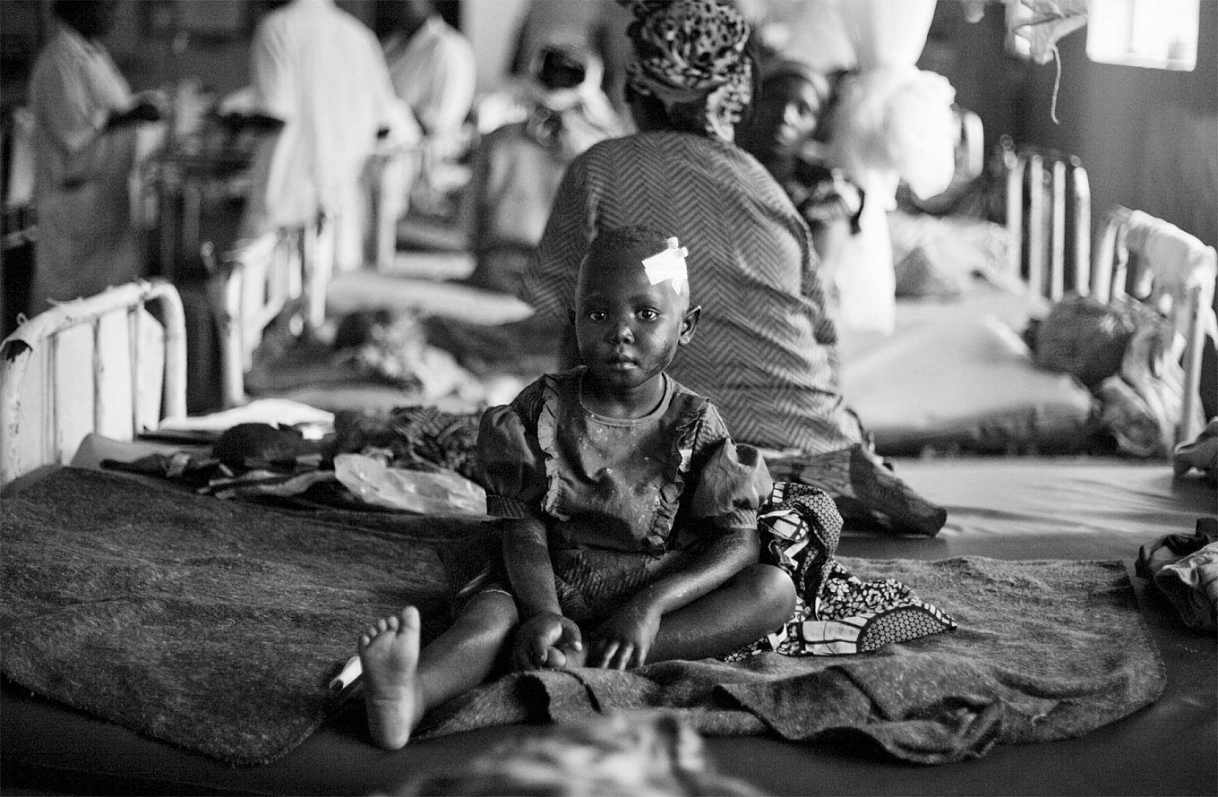 cross-collector-pen-made-with-recycled-ak47-rifle-7