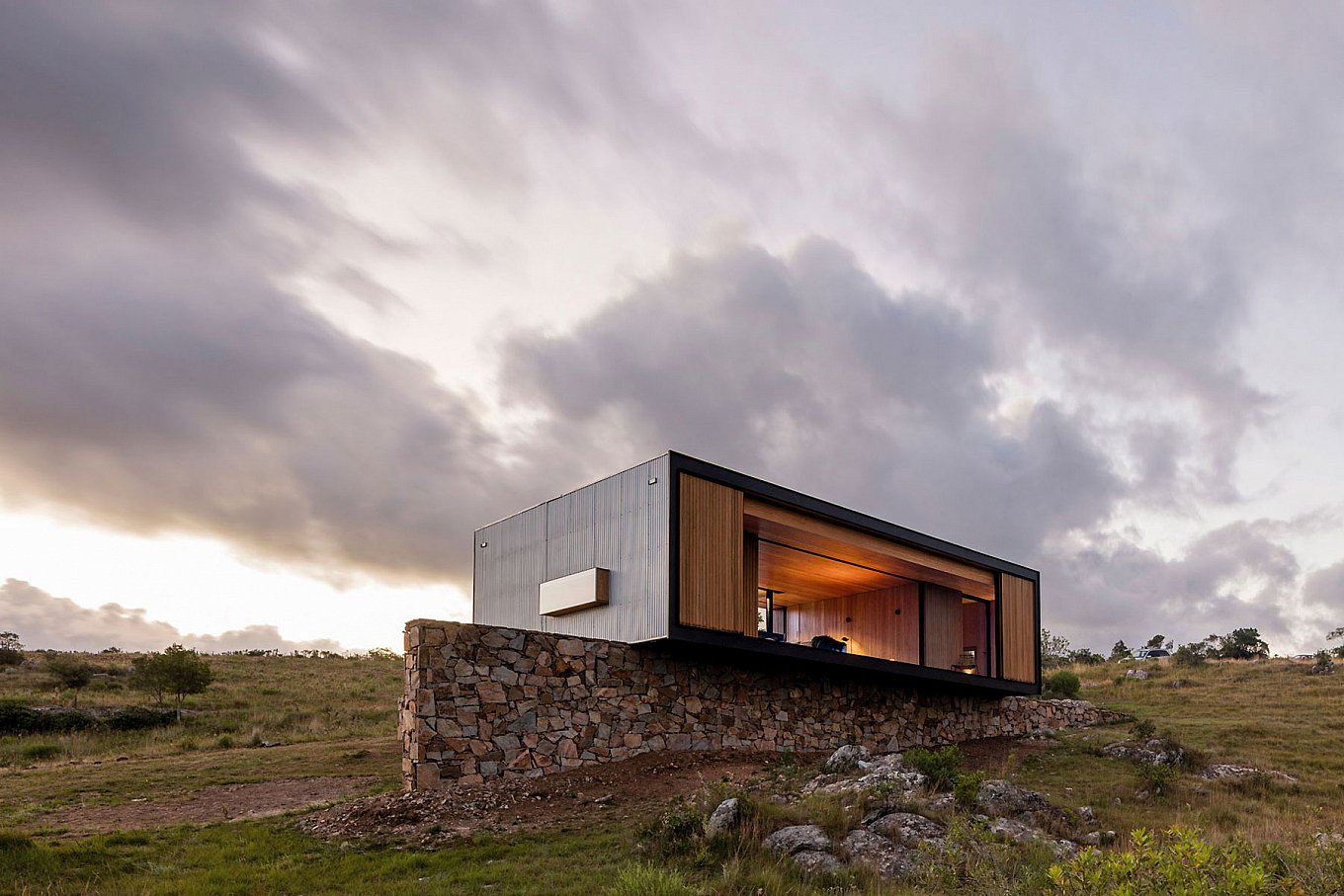 retreat-in-finca-anguy-mapa-architects-gessato-8