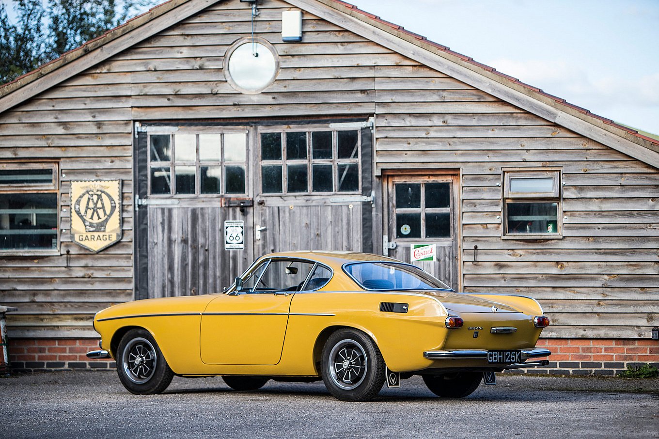 1972-volvo-p1800e-gessato-12