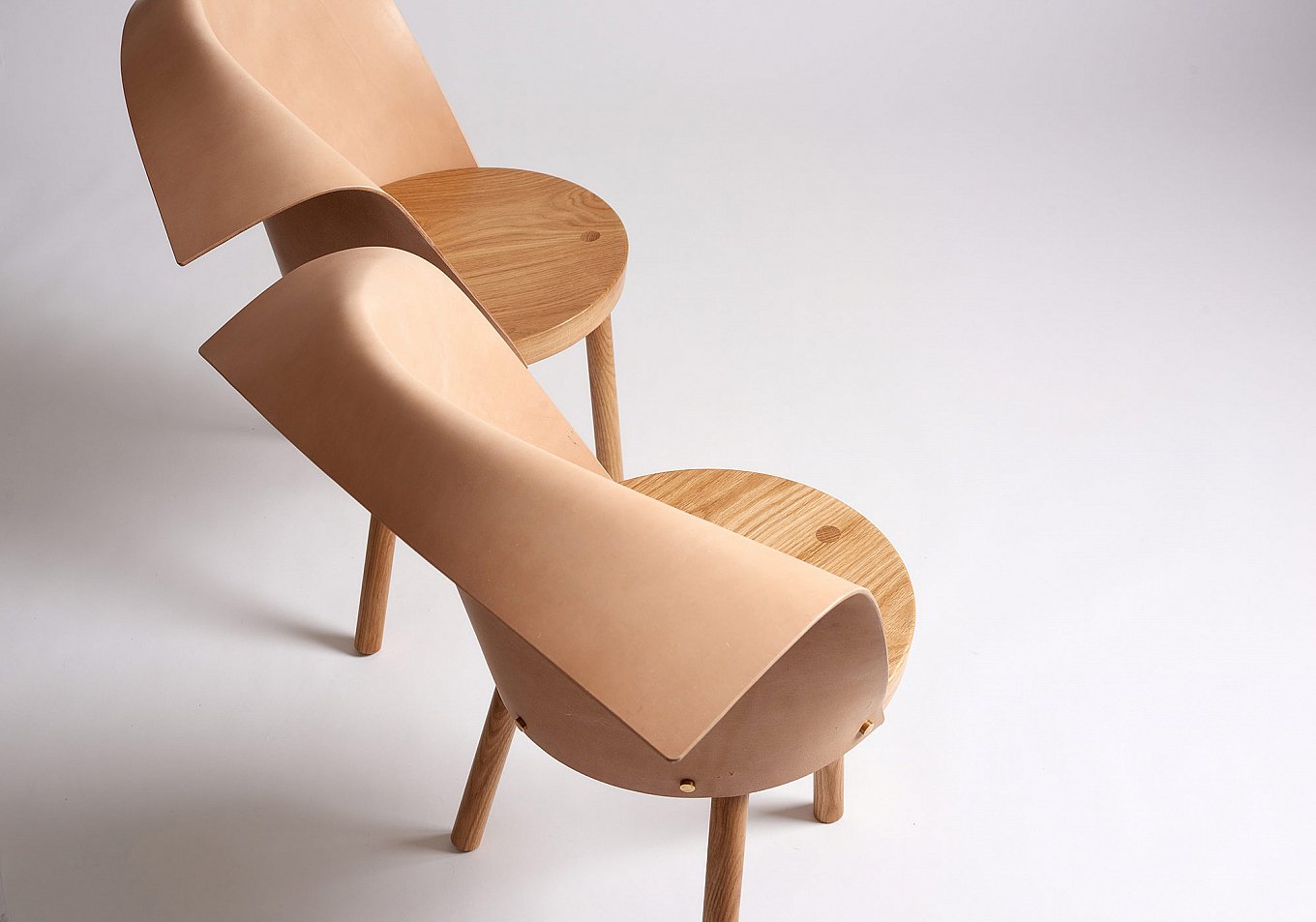 babu-and-clop-chairs-by-toru-gessato-7