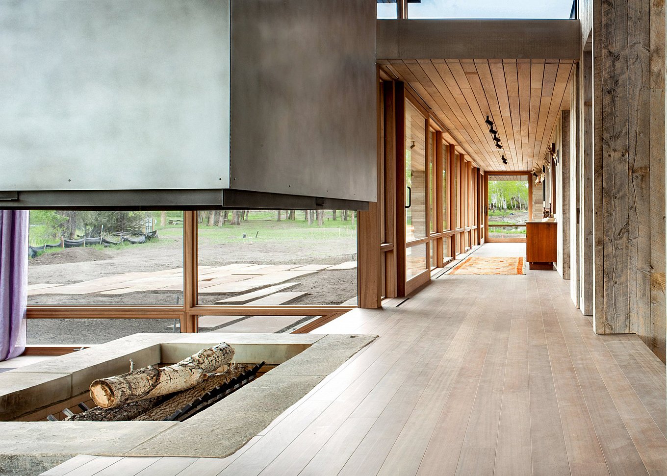 big-timber-riverside-residence-26