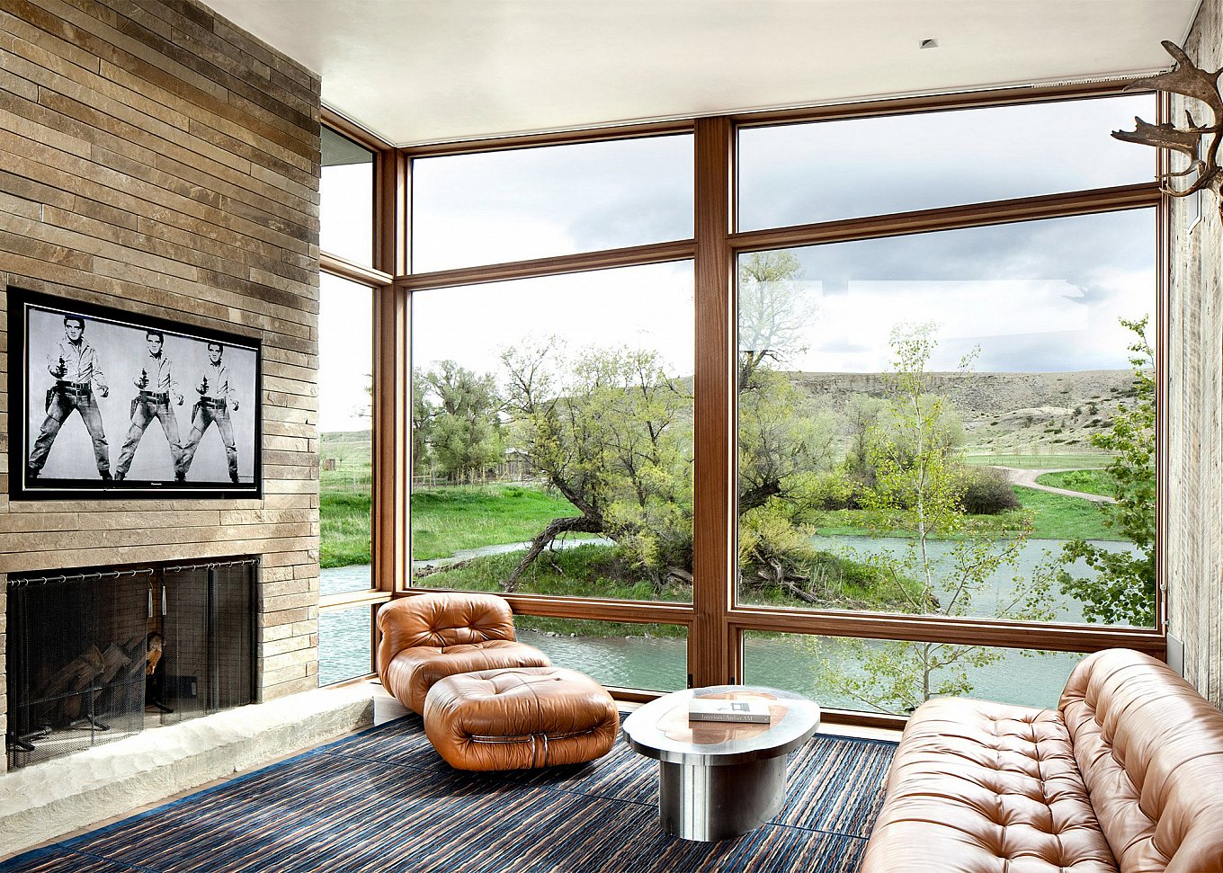 big-timber-riverside-residence-27