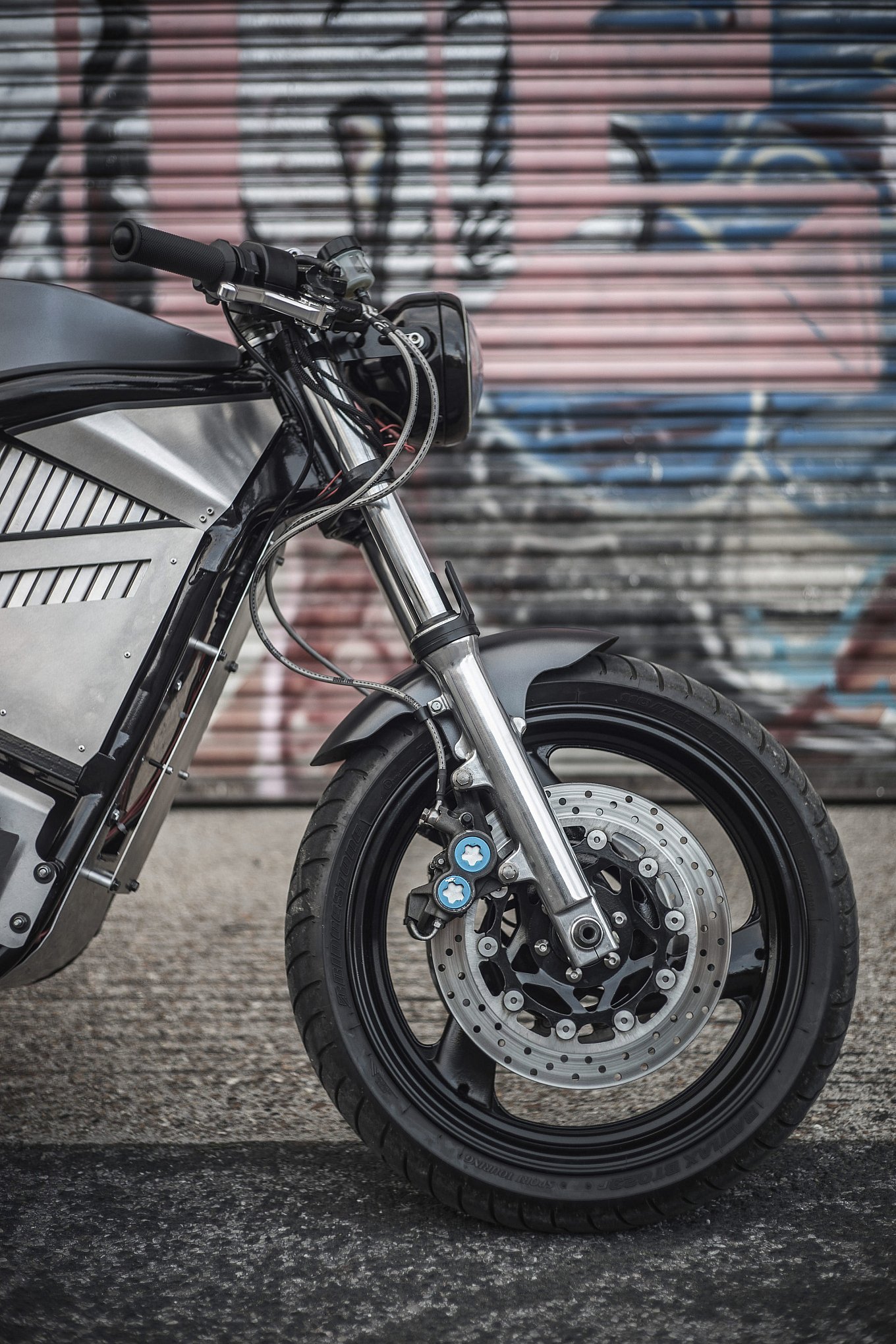phaser-type-1-electric-motorcycle-by-union-motion-4