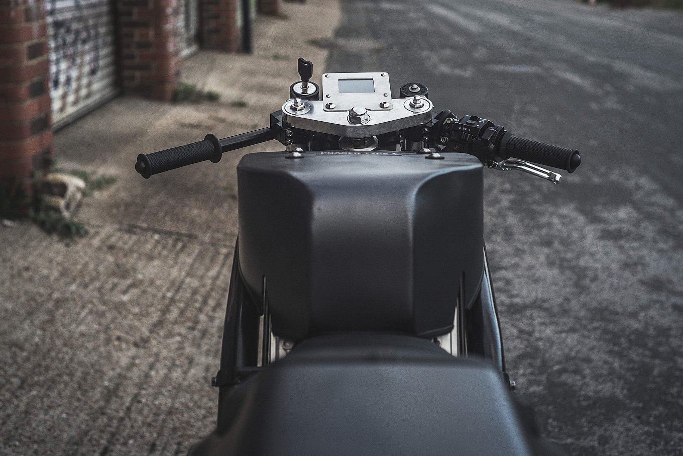 phaser-type-1-electric-motorcycle-by-union-motion-6