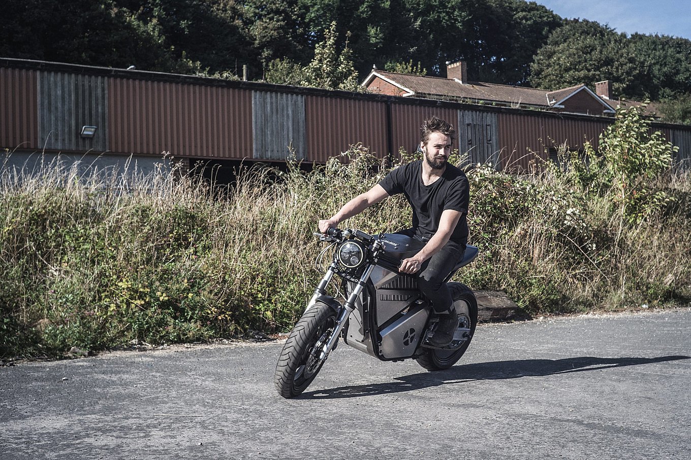 phaser-type-1-electric-motorcycle-by-union-motion-8