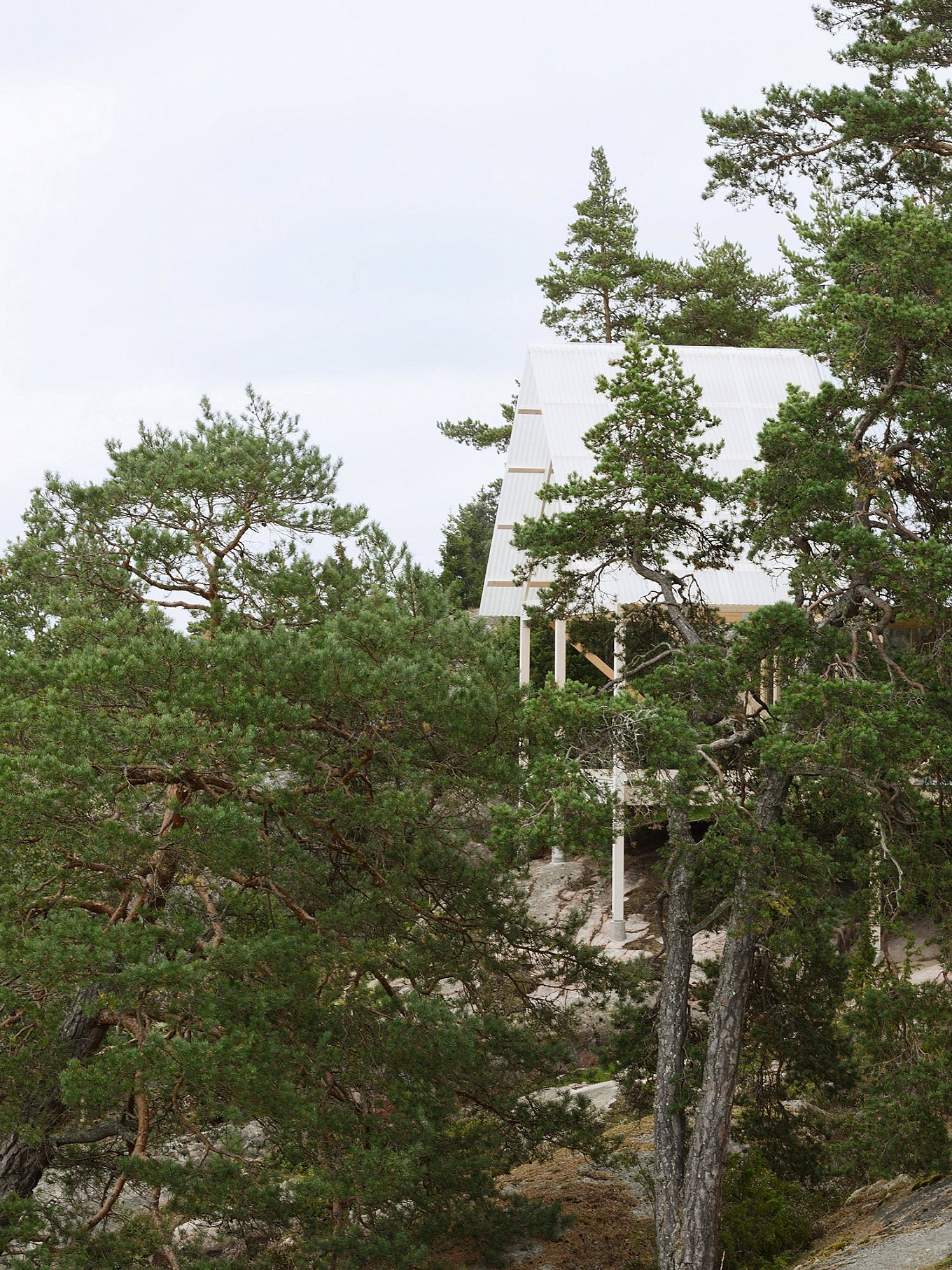 scandinavian-lake-cabin-arrhov-frick-gessato-6