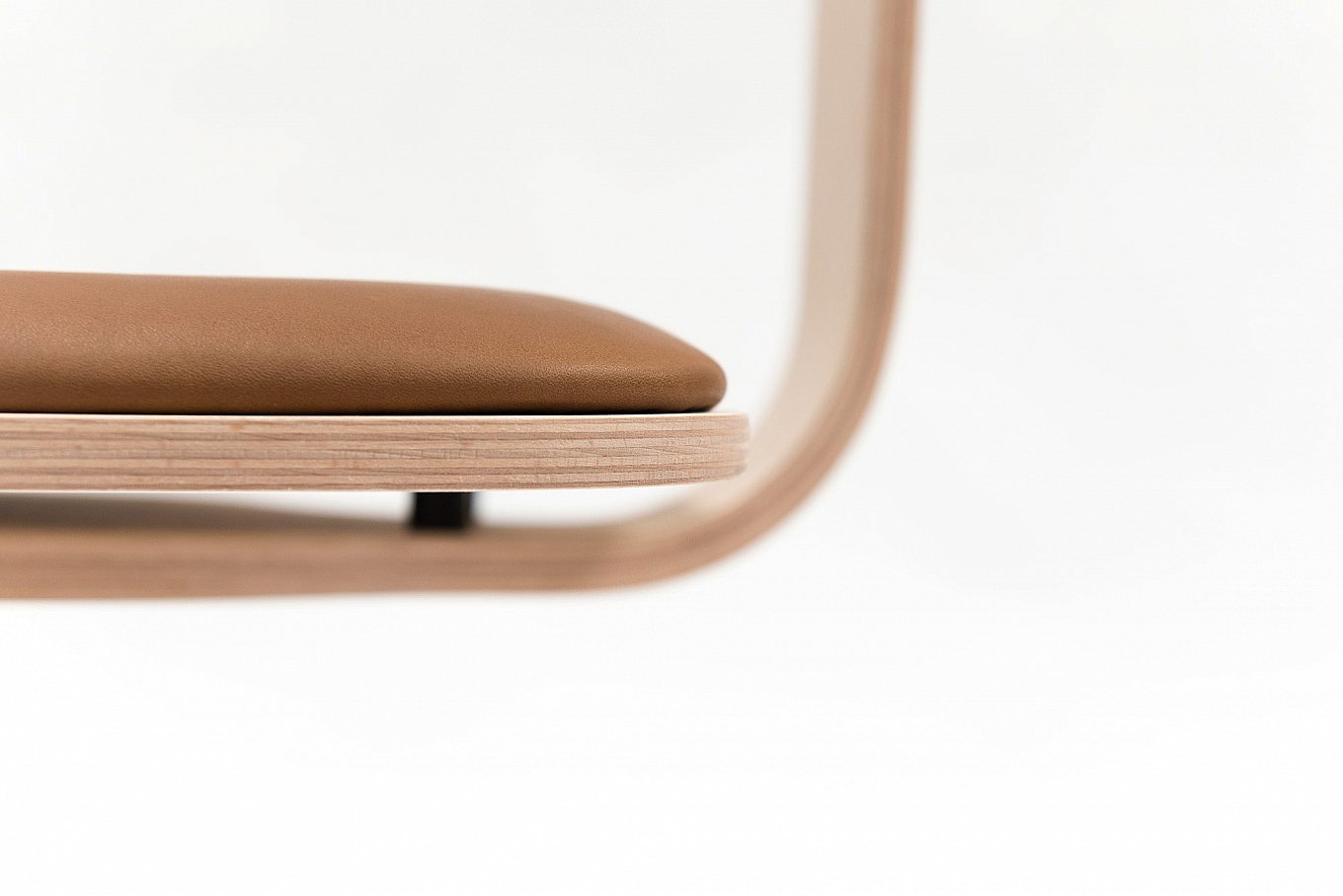 buzzifloat-chair-alain-gilles-gessato-6
