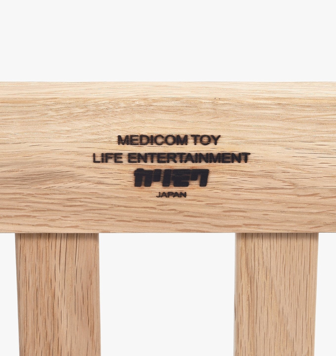 medicom-toy-bathing-ape-abc-camo-hizikake-chair-6