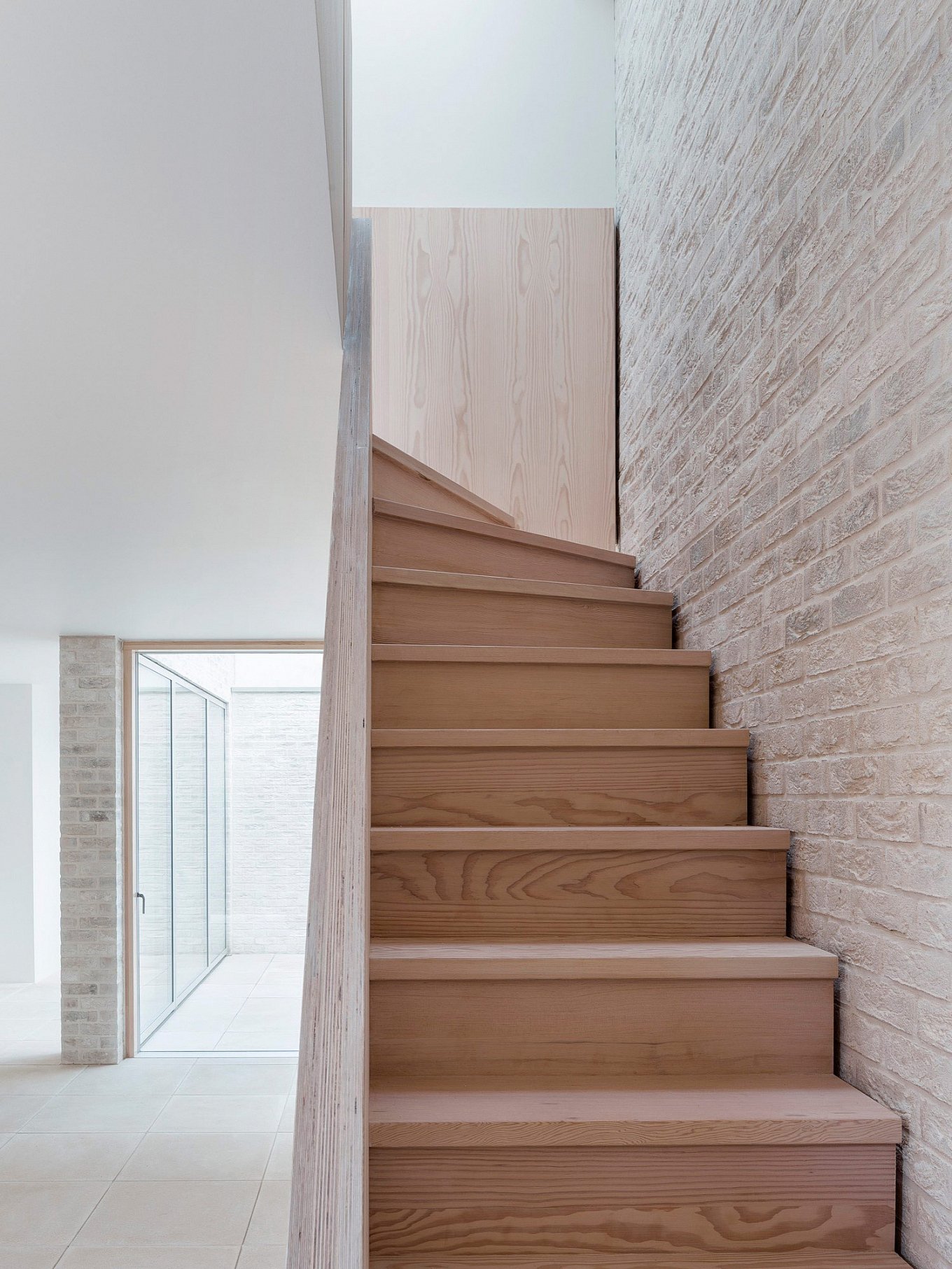 mews-house-russell-jones-19