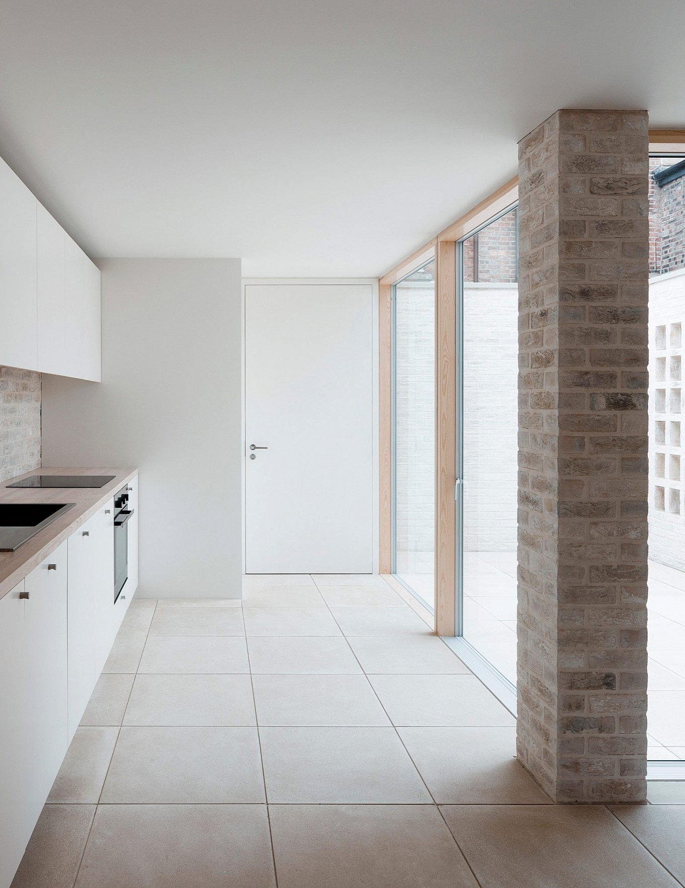 mews-house-russell-jones-3