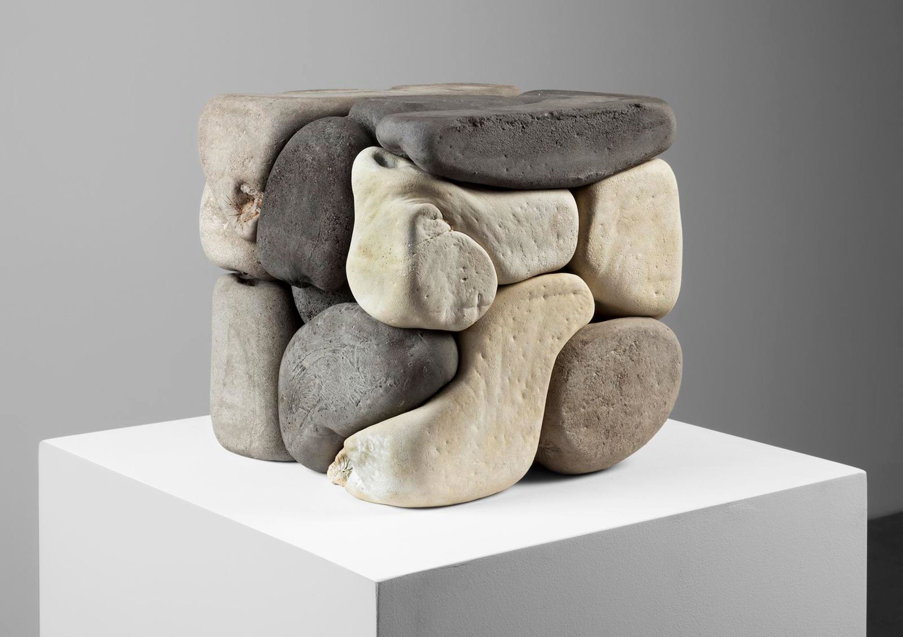 Concrete stone. Камень из артбетона. Скульптура из камня. Изделия из арт бетона. Скульптуры из гальки.