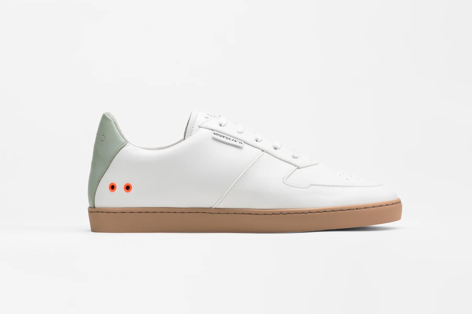 The Best Minimalist Sneakers - Gessato The Best Minimalist Sneakers - Gessato