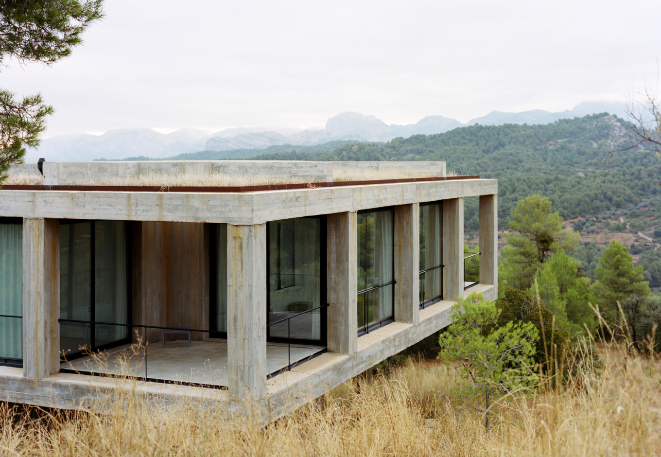 Brutalist Architecture Gems - Gessato
