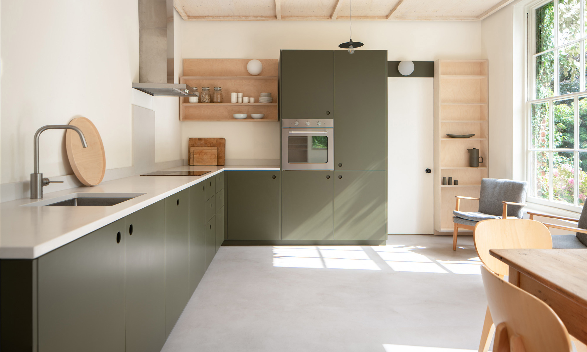 Olive green kitchen, Studio Nencini