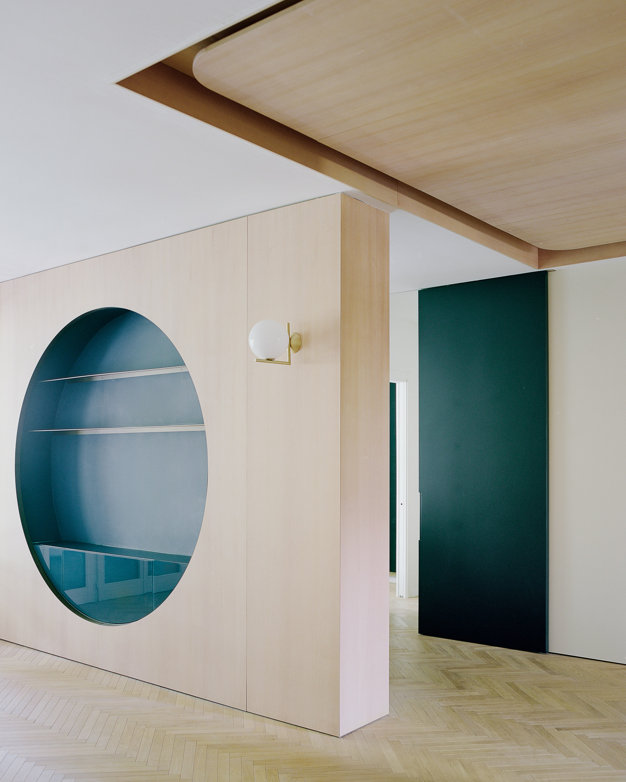 Image showcasing Georgia , Tbilisi იყიდება 4 ოთახიანი პრემიუმ ხარისხის ბინა ...