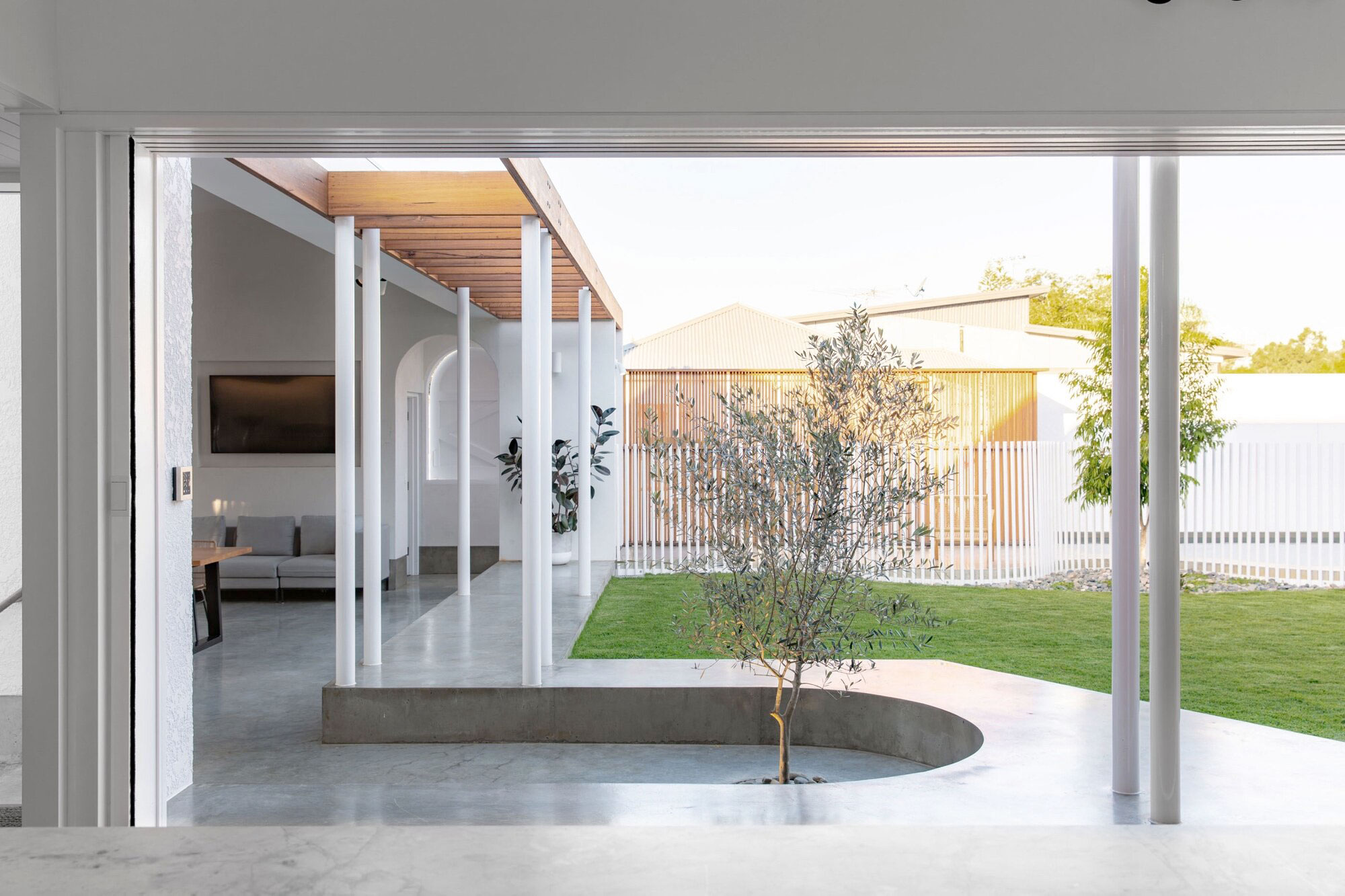 Evelyn house Myers Ellyet Architects, living