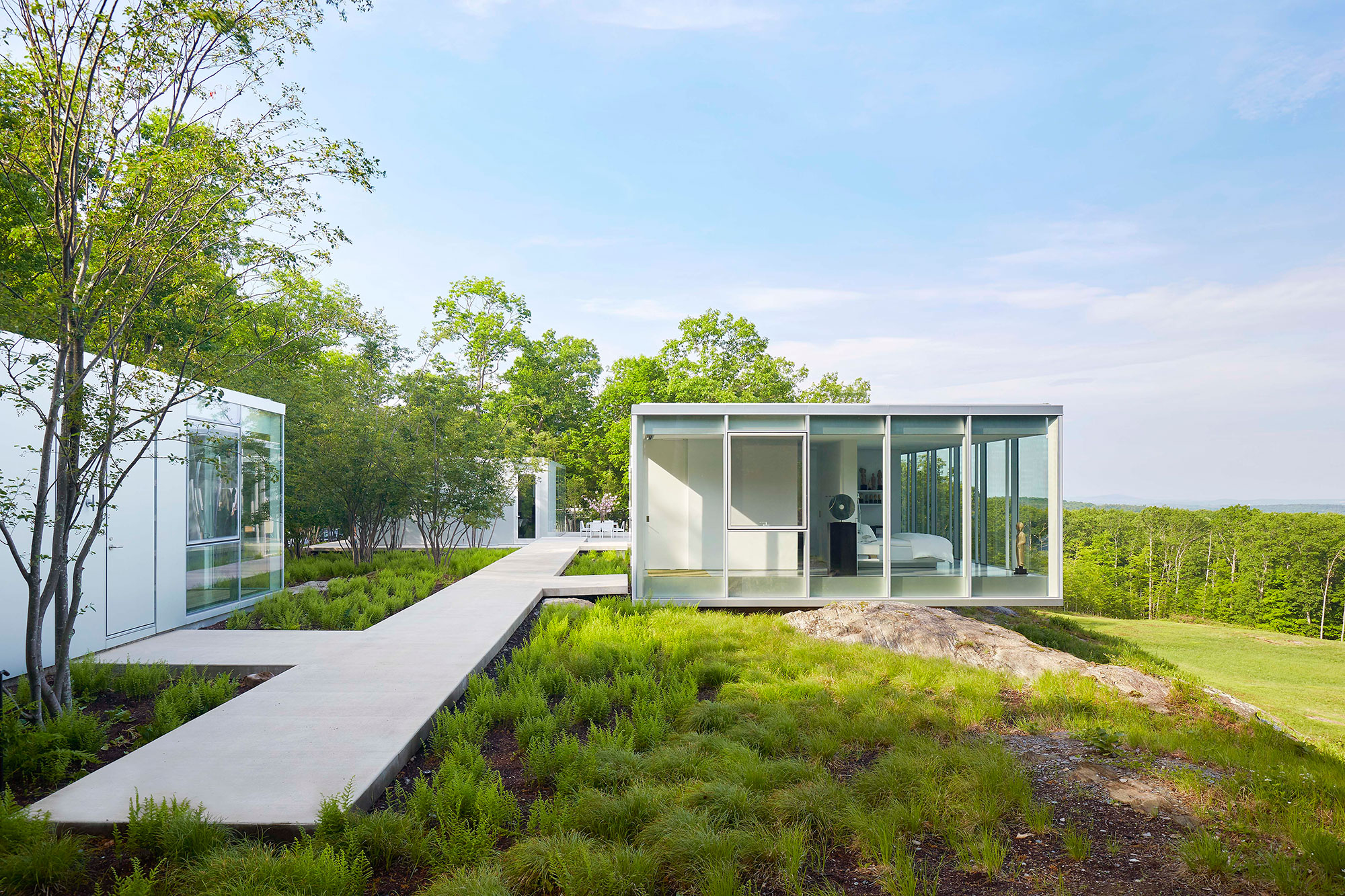 Modern glass house, Toshiko Mori