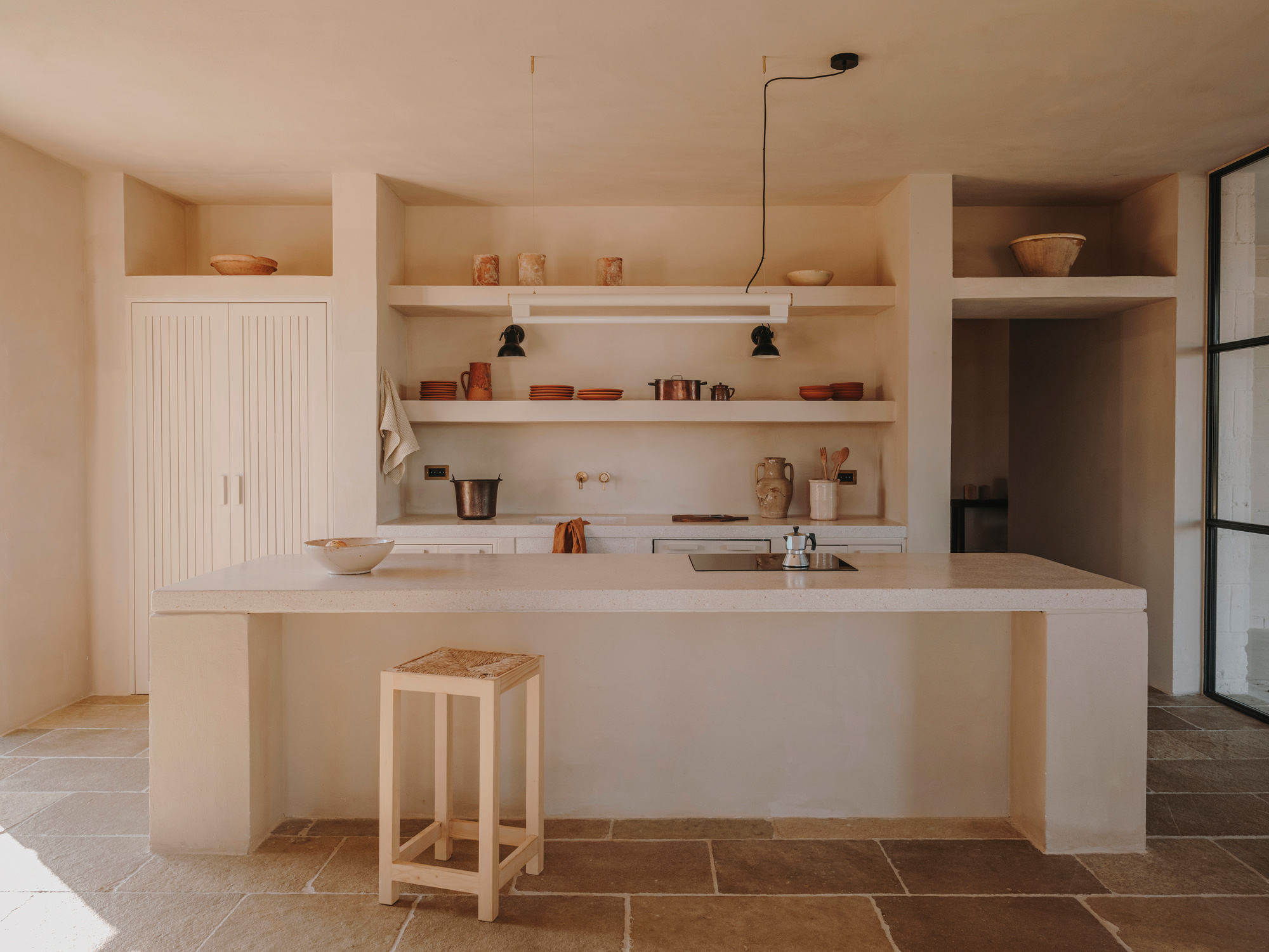 Casa Maiora, white kitchen